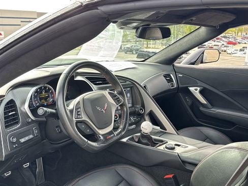 Used 2016 Chevrolet Corvette Z06 w/ 3LZ Preferred Equipment Group RWD image 14