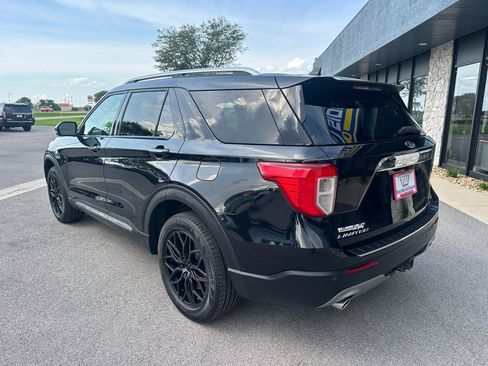 Used 2021 Ford Explorer Limited w/ Hybrid Equipment Group 310A AWD/4WD image 5