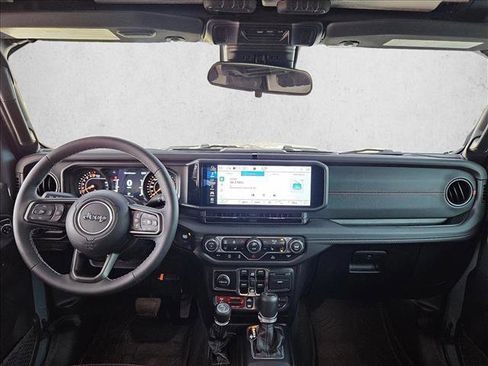 Used 2025 Jeep Gladiator Rubicon w/ Convenience Group image 20