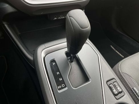 Used 2024 Subaru Crosstrek 2.0i Premium image 19