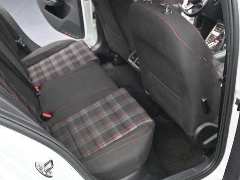 Used 2017 Volkswagen GTI S image 11