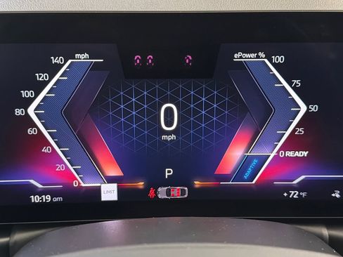 Used 2023 BMW i4 eDrive40 RWD image 19