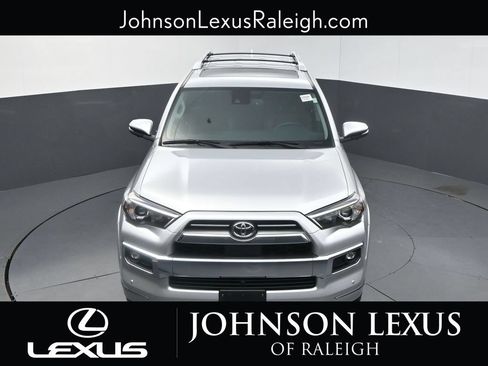 Used 2022 Toyota 4Runner Limited AWD/4WD image 24