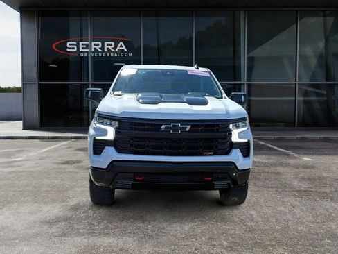 Used 2024 Chevrolet Silverado 1500 LT Trail Boss w/ Convenience Package II AWD/4WD image 8