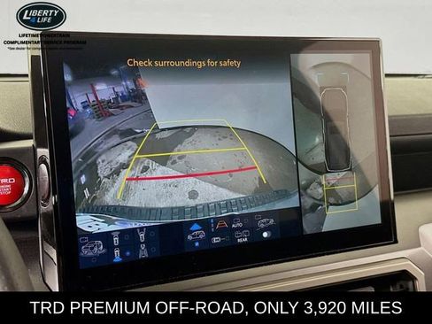 Used 2025 Toyota 4Runner TRD Off-Road Premium image 13