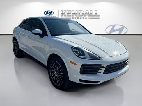 Used 2023 Porsche Cayenne Platinum Edition AWD/4WD image 1