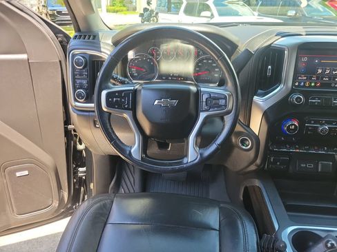Used 2020 Chevrolet Silverado 1500 LT Trail Boss w/ Midnight Edition AWD/4WD image 22