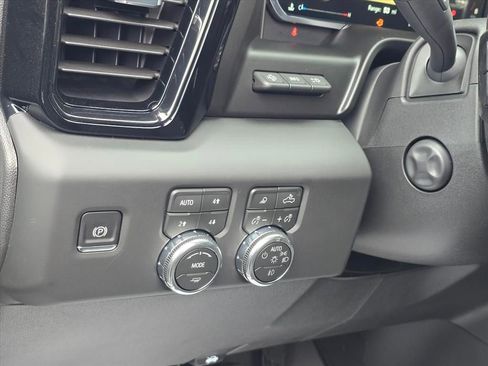 New 2026 GMC Sierra 1500 AT4X image 10