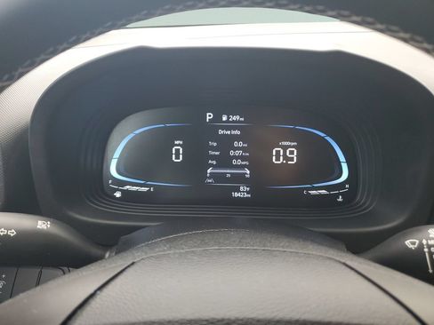 Certified 2023 Hyundai Venue Limited w/ Cargo Package FWD image 22