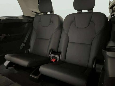 Used 2025 Volvo XC90 T8 Plus w/ Protection Package Premier AWD/4WD image 73