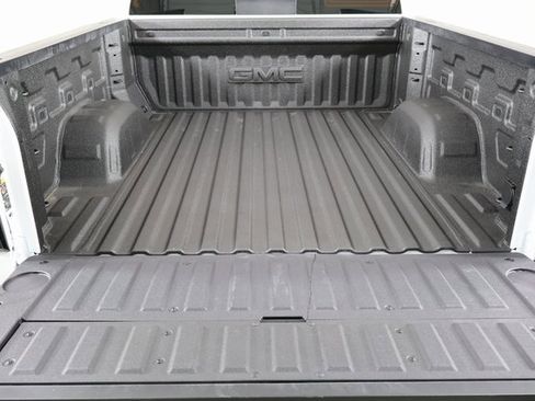 Used 2026 GMC Sierra 1500 AT4 w/ AT4 Premium Package image 8