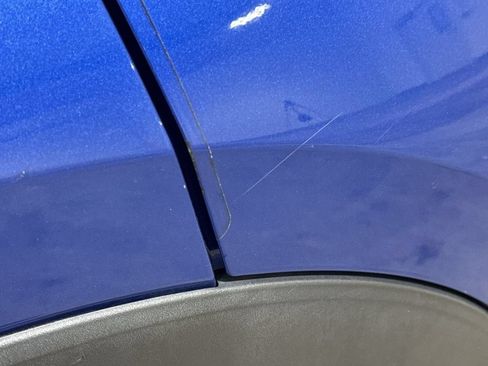 Used 2018 Toyota C-HR XLE FWD image 28