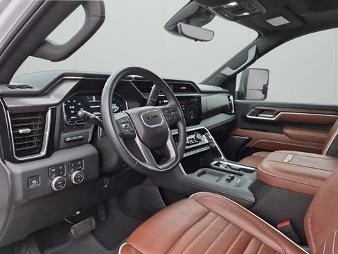 Used 2024 GMC Sierra 2500 Denali Ultimate w/ Max Trailering Package image 30