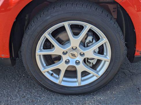 Used 2018 Dodge Journey SXT w/ Connectivity Group image 8