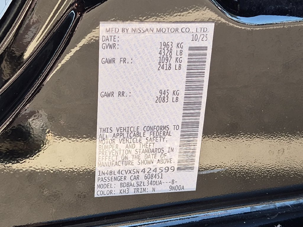 Used 2025 Nissan Altima 2.5 SR FWD image 35