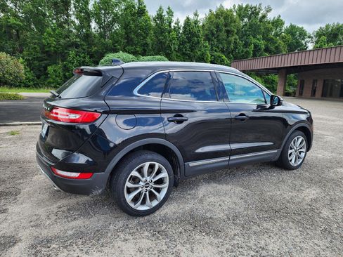 Used 2019 Lincoln MKC Select w/ Select Plus Package image 3