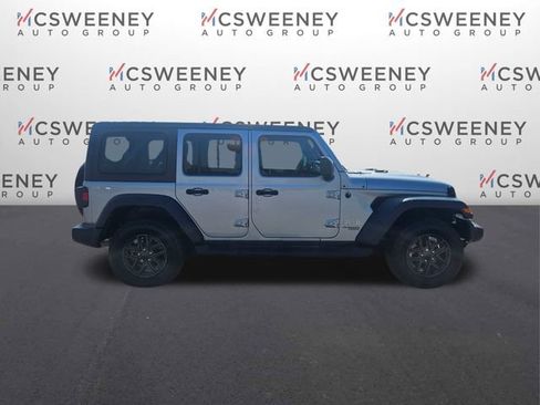 Used 2021 Jeep Wrangler Unlimited Sport AWD/4WD image 6