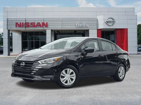 Used 2025 Nissan Versa S w/ Trunk Package FWD image 1