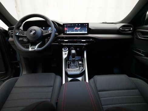 Used 2024 Dodge Hornet GT w/ GT Blacktop Package image 5