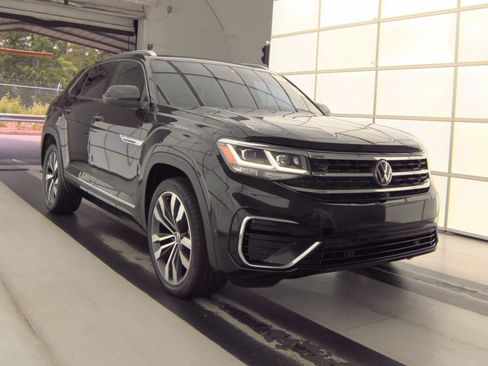 Used 2023 Volkswagen Atlas Cross Sport SEL Premium R-Line AWD/4WD image 7