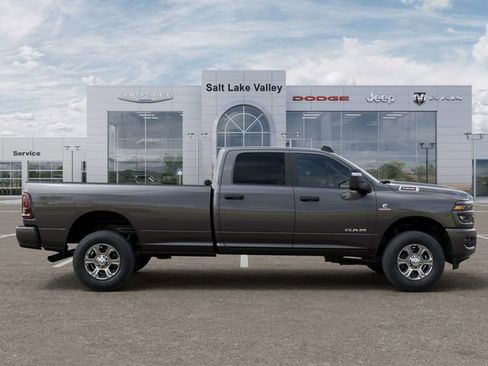 New 2026 RAM 2500 Big Horn AWD/4WD image 21