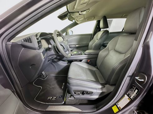 Used 2024 Lexus RZ 300e Premium FWD image 13