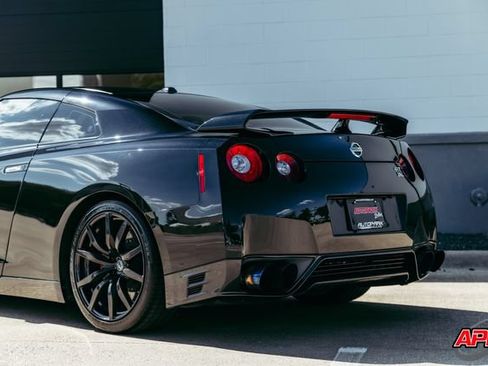 Used 2013 Nissan GT-R Premium AWD/4WD image 54
