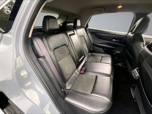 Used 2024 Nissan Ariya FWD image 25