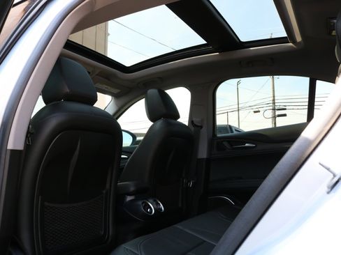 Used 2020 Alfa Romeo Stelvio Ti w/ Active Blind Spot Package image 42