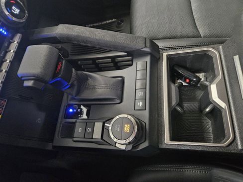 Used 2025 Toyota Tacoma TRD Sport w/ TRD Sport Premium Package image 26