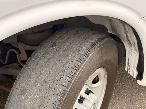 Used 2022 Chevrolet Express 3500 Work Van w/ Driver Convenience Package image 11