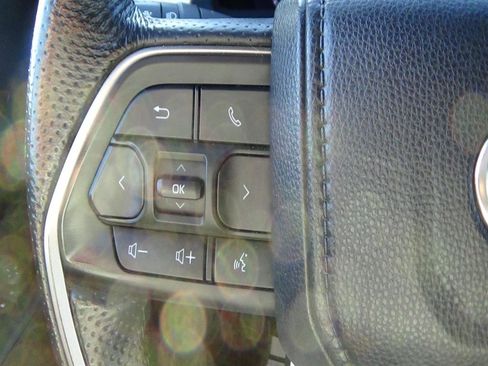 Used 2024 Toyota Tacoma TRD Off-Road image 21