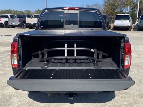 Used 2020 Nissan Frontier SV image 29
