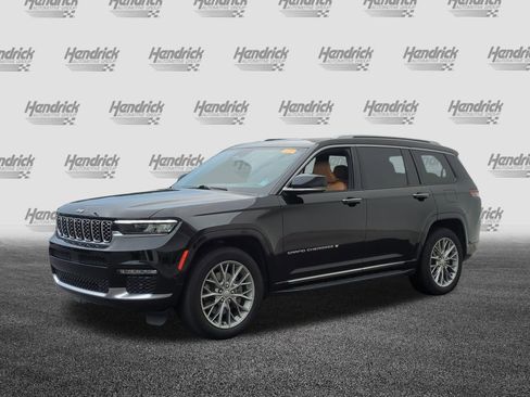 Used 2022 Jeep Grand Cherokee L Summit w/ Luxury Tech Group V AWD/4WD image 5