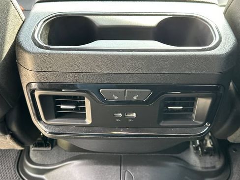 Certified 2023 GMC Sierra 1500 AT4 w/ Technology Package AWD/4WD image 21