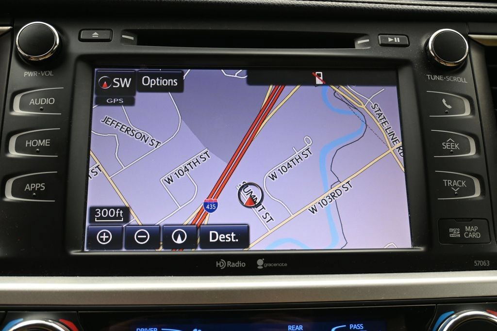 Used 2015 Toyota Highlander XLE AWD/4WD image 22