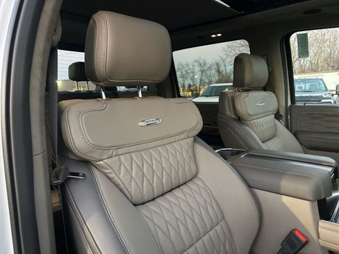 New 2026 Ford F350 Platinum w/ Platinum Plus Package image 39