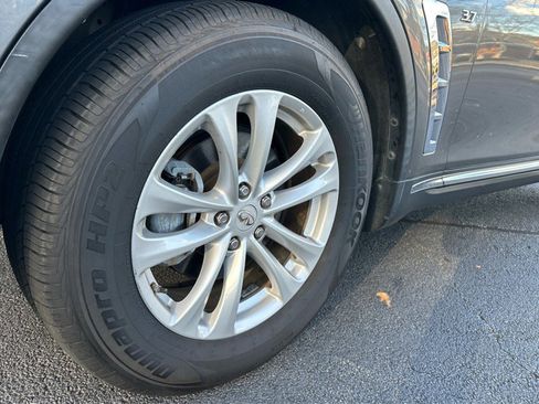 Used 2016 INFINITI QX70 RWD 4dr image 10