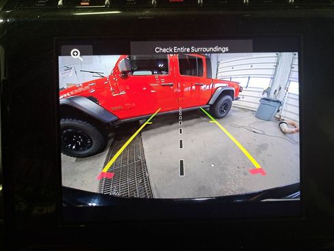 Certified 2023 Jeep Grand Cherokee Altitude image 24