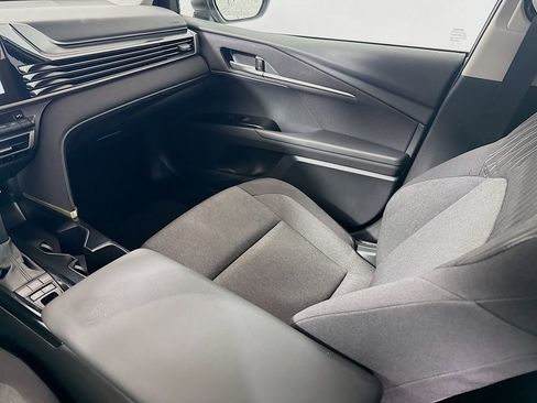 Used 2025 Toyota Camry LE FWD image 21