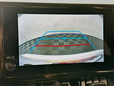 Used 2025 Toyota Corolla LE FWD image 14