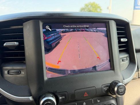 Used 2020 RAM 1500 Big Horn AWD/4WD image 20
