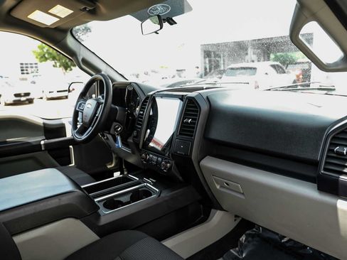 Used 2018 Ford F150 XL w/ Equipment Group 101A Mid AWD/4WD image 12