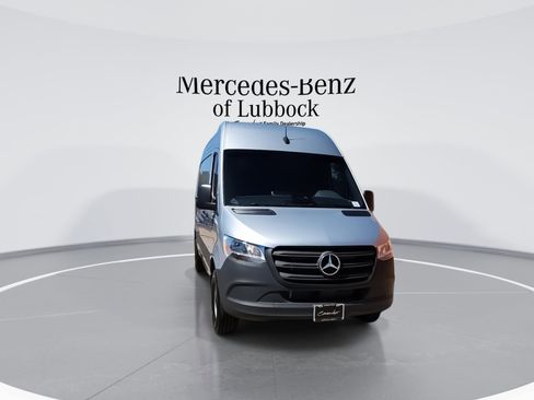 New 2025 Mercedes-Benz Sprinter 2500 image 3