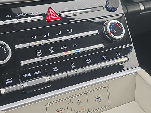 Certified 2026 Hyundai Santa Fe SE AWD/4WD image 30