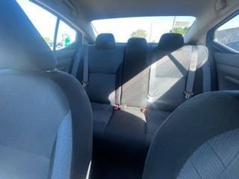 Used 2025 Nissan Versa SV image 16