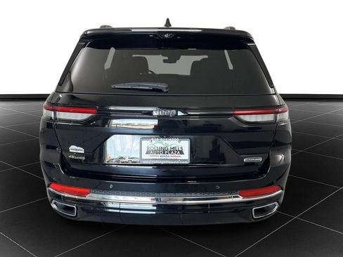 Used 2022 Jeep Grand Cherokee Overland w/ Luxury Tech Group IV AWD/4WD image 4