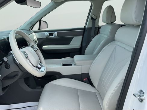 Used 2026 Hyundai Santa Fe SEL FWD image 17