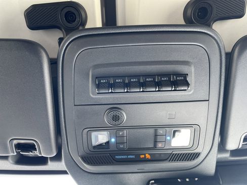 New 2025 Ford Bronco Badlands w/ Sasquatch Package image 60