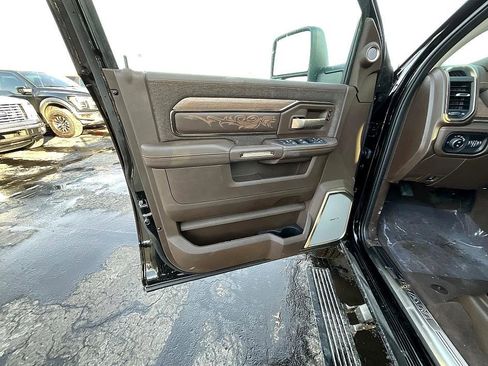 New 2026 RAM 2500 Limited image 12